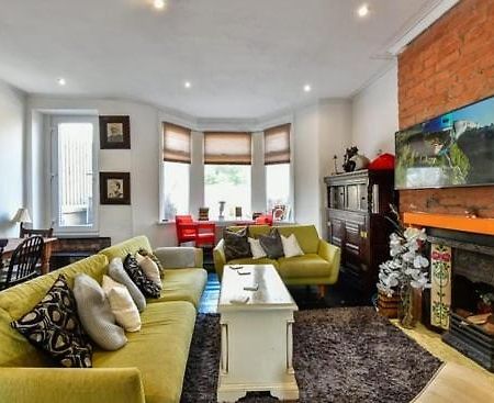 Quirky 4 Bedroom Apartment With Terrace Cardiff Exterior foto