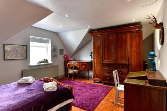 Quirky 4 Bedroom Apartment With Terrace Cardiff Exterior foto
